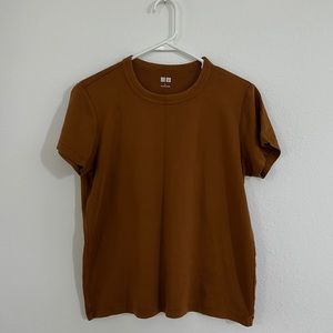 Uniqlo Cotton Crew Tee in Rust